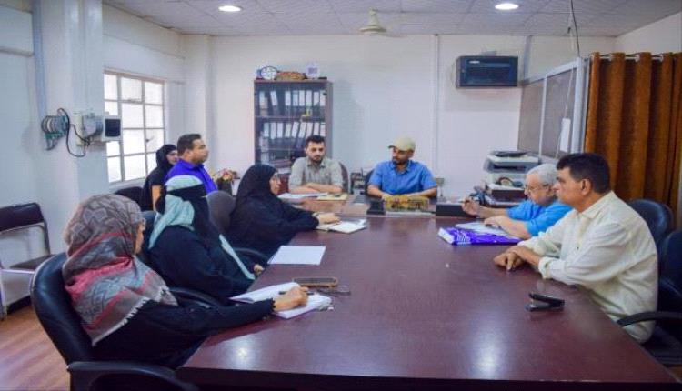 لجنة المناقصات بمديرية صيرة تفتح مظاريف 4 مشاريع تنموية بتمويل من السلطة المحلية